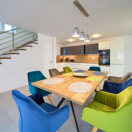 Casa Shine *