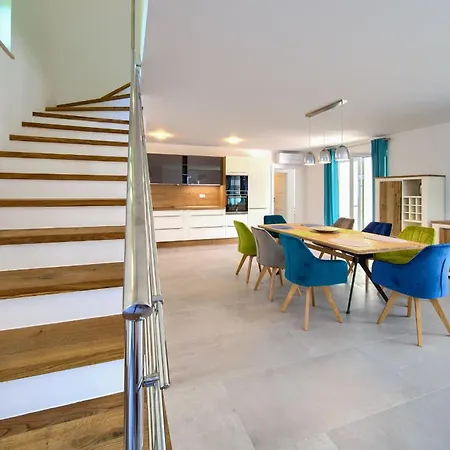 Casa Shine *